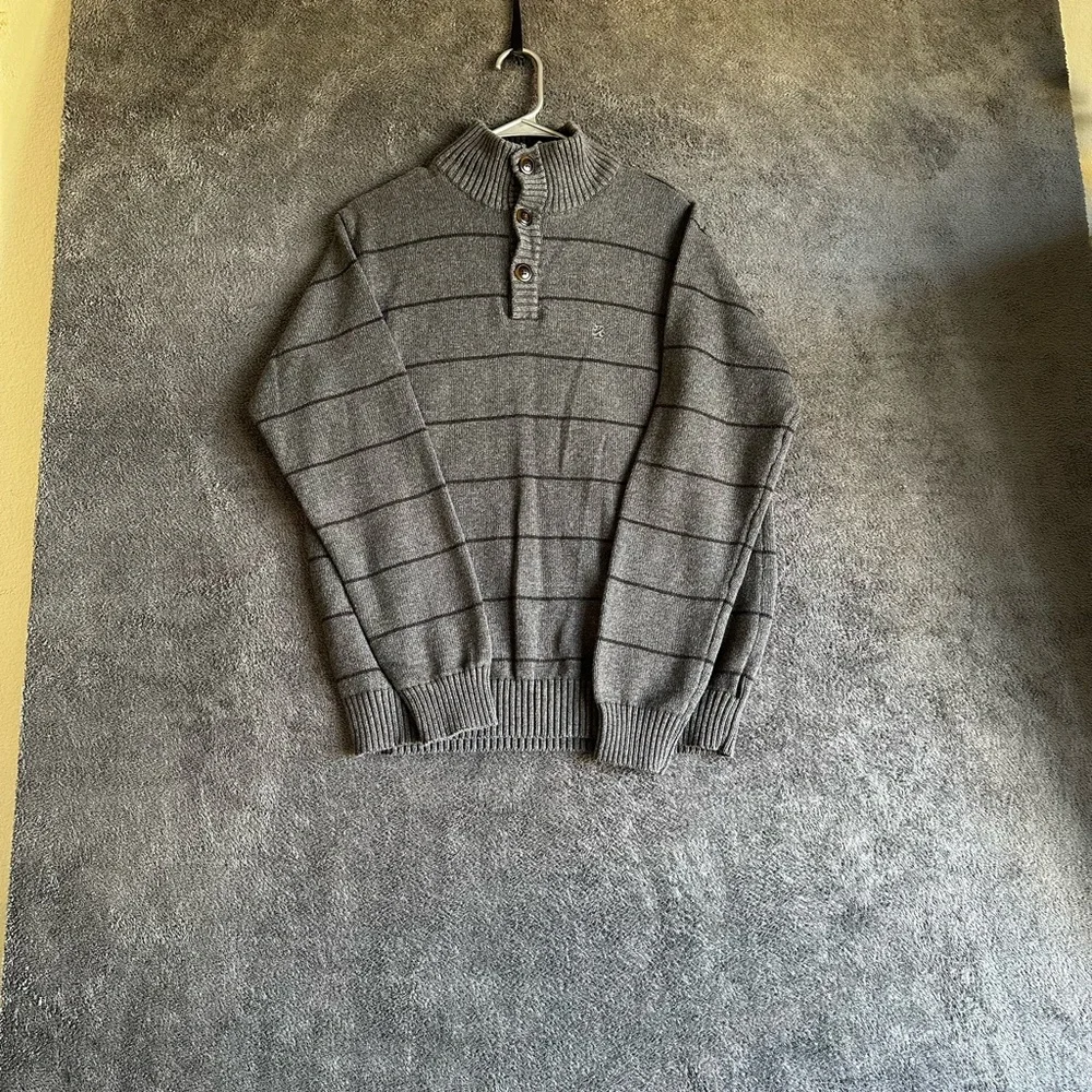 Izod Men's Charcoal Striped Sweater Preppy, Cozy, Button Collard SZ L